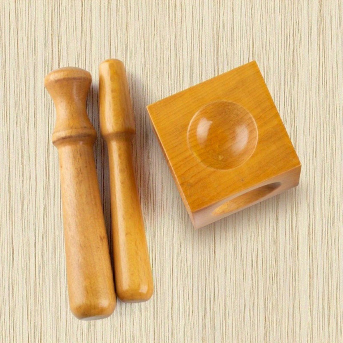Schmuckzubehör: Quadratischer  – Jewelry Making Process Bewertung und Preis